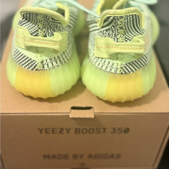 Adidas Yeezy Boost 350 Kids Sneakers - Lime Green and Black - Picture 1 of 5